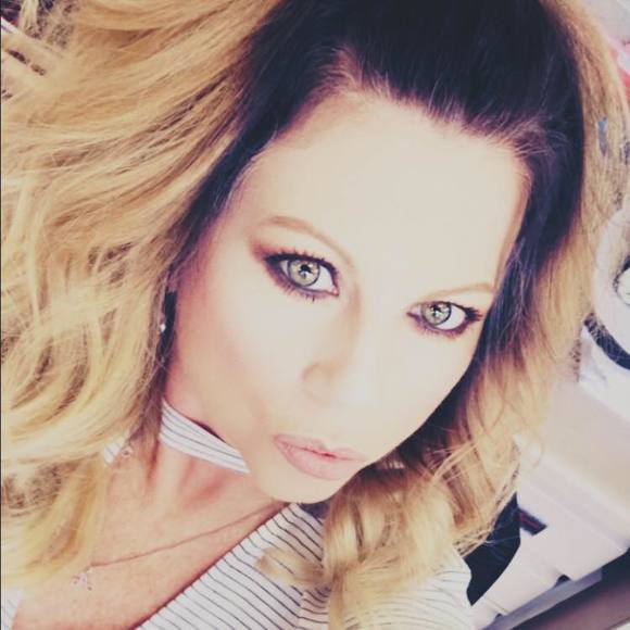 Meet your Posher, Amy - Picture 1 of 1